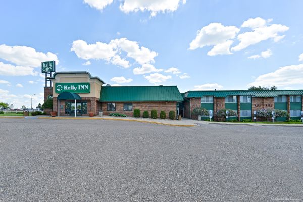 BISMARCK KELLY INN (Bismarck)